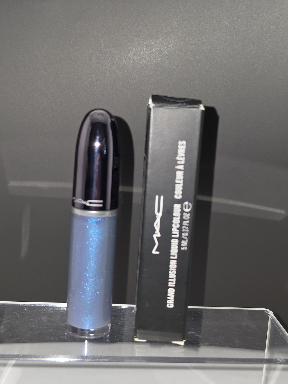 VERY RARE!* MAC Cosmetics Grand Illusion Liquid Lipcolour - "LUNAR MODULE"